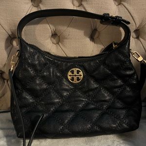 Authentic Tory Burch quilted crossbody bag